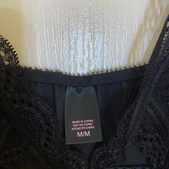 Victoria’s Secret lingerie - Picture 4 of 5